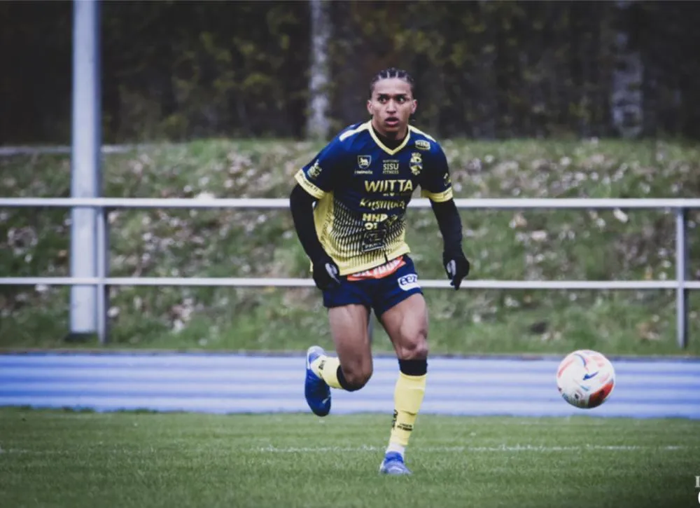 Lateral tocantinense Marinho Sampaio brilha na Finlândia e leva Union Plaani ao acesso inédito