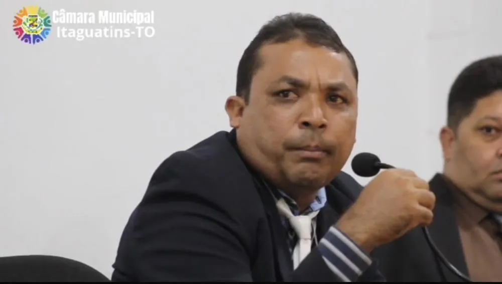 Vereador cobra salários da saúde, iluminação pública e recuperação de ruas em Itaguatins
