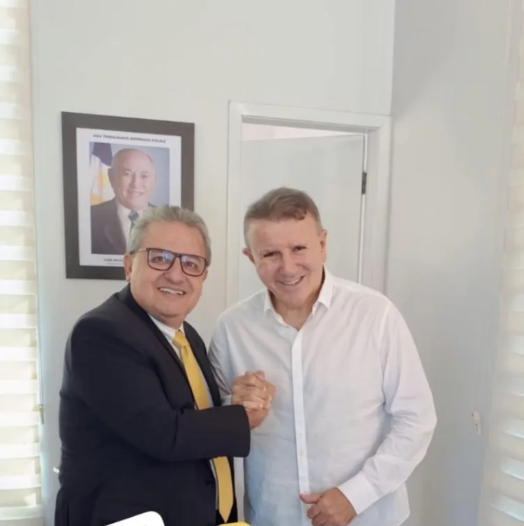 Deputado Jair Farias Recebe Apoio de Prefeito de Palmas*