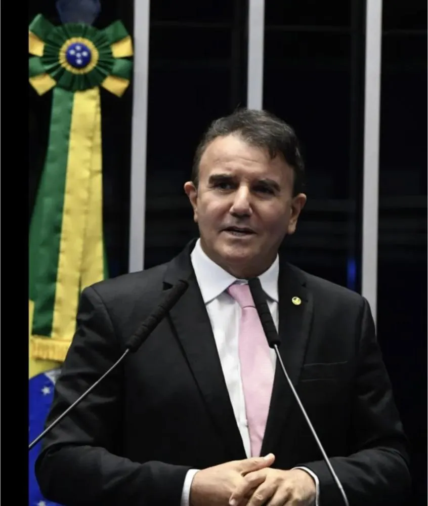 Eduardo Siqueira reassume a Prefeitura com aval do STF cargo que foi dado pelo povo